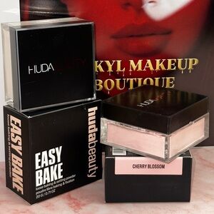 HUDA BEAUTY Easy Bake Cherry Blossom Powder